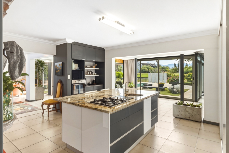 4 Bedroom Property for Sale in Greenways Golf Estate Western Cape